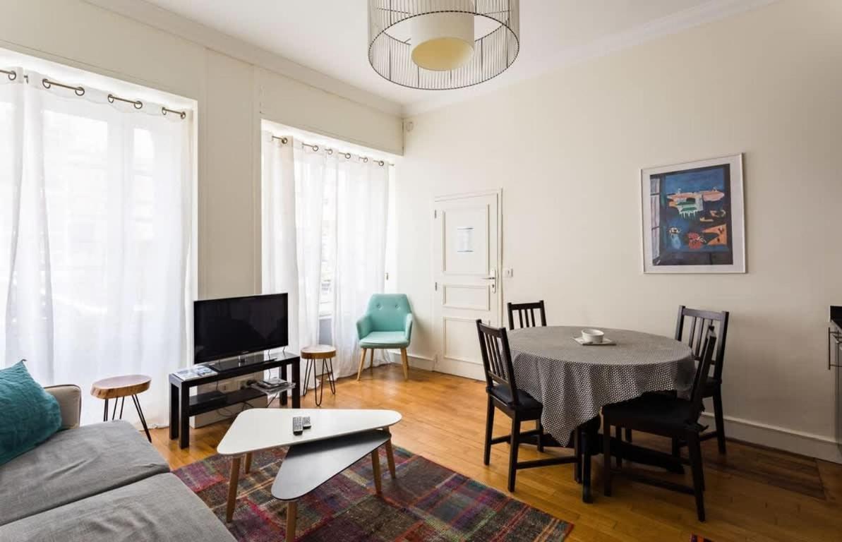 Le Chapitre - Appartement Cosy, Centre Historique Rennes Bagian luar foto